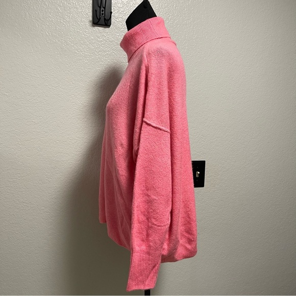 Vince Camuto Pink Women’s Turtle Neck Comfy Knit Sweater LARGE - Picture 5 of 7